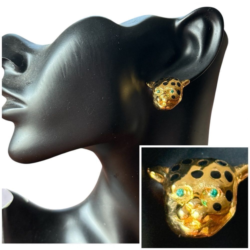 Vintage Gold Tone Jaguar Earrings Gold Black With Green Gem Eyes